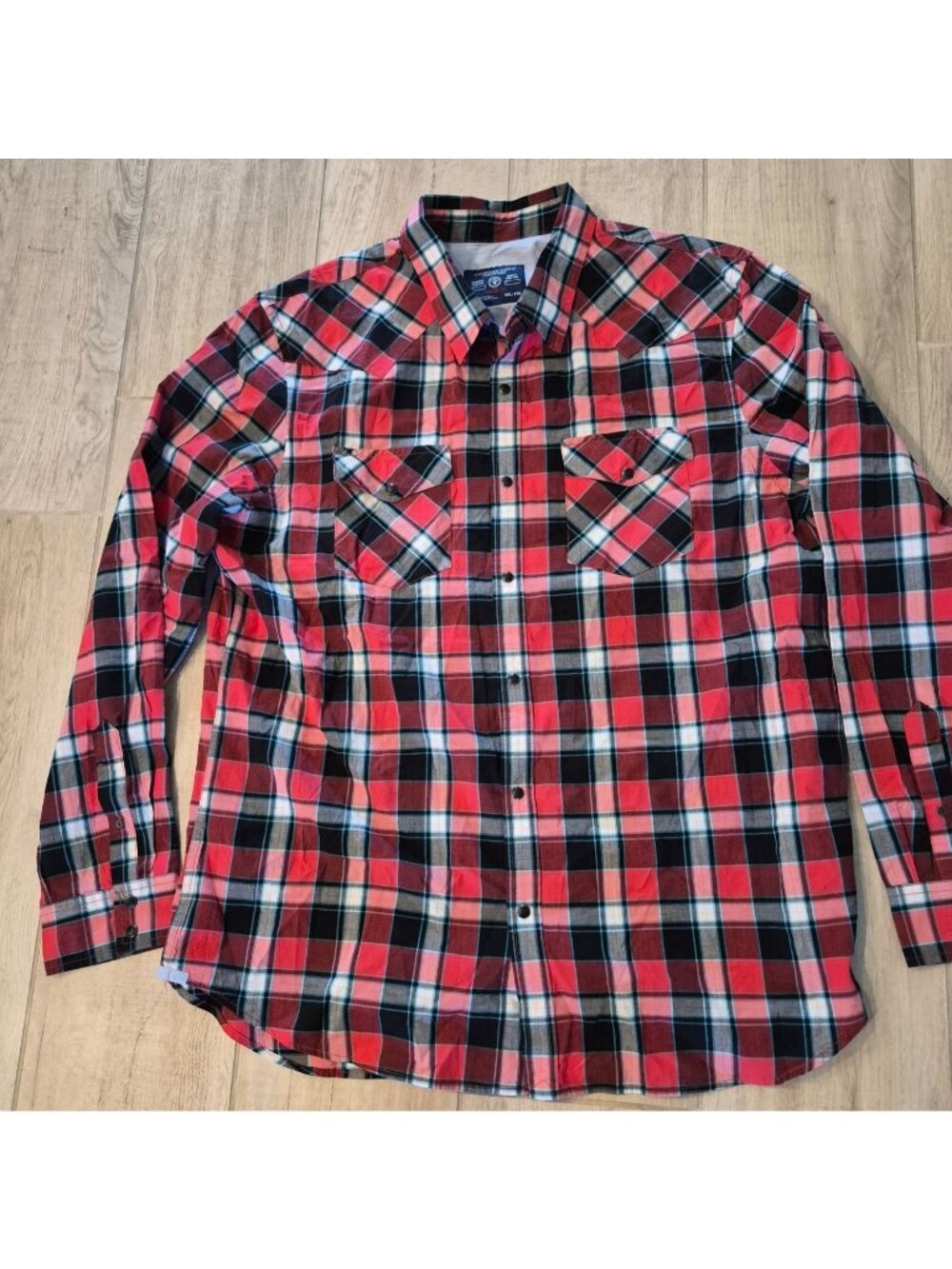 American Eagle Outfitters Mens Red Black Plaid Vintage Fit XXL NWT Snap Closure